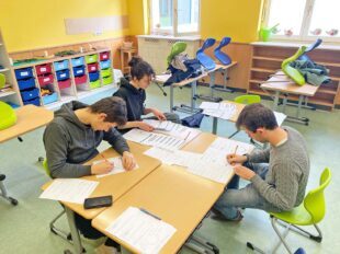 Junge Musiker bestehen Bronze und Silber