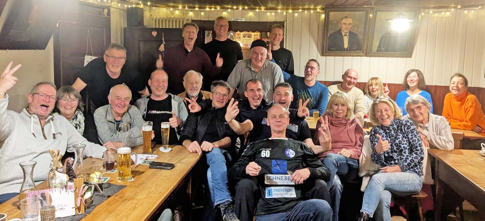 2025-12-15-ZE-UH-sidu-Ausflug Alte Herren Handball_20251122_Wandergruppe_Handball_AH_2