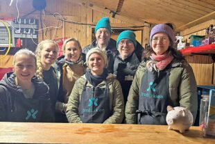 2025-12-15-ZE-Weihnachtshirsch-Helferteam_(c)uts)IMG-20251211-WA0037