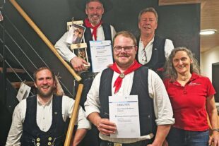 2025-12-19-ZE-UH-Gottfried Lehmann Holzbau-Weihnachtsfeier-Ehrungen-20251213_230414