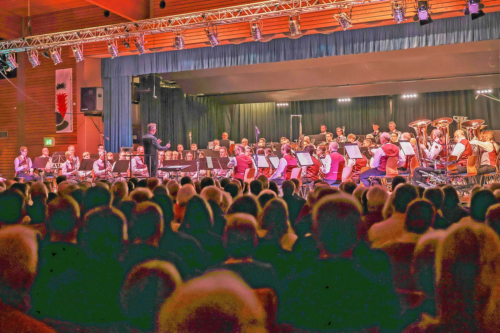 2025-12-22-OH-Verein-Miliz- und Trachenkapelle-MIL_2471