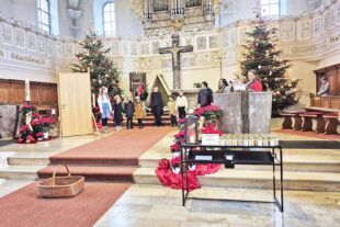 2025-12-22-ZE-privat-Krippenfeier-35250