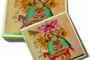 2025-12-29-NO-Unternehmen- Olaf Hajek Choco L schachteln_DSC00365