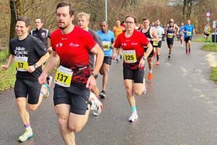 Franziska Schmieder zweite Frau beim 32. E-Werk-Mittelbaden-Nikolauslauf 2025-12-3-ZE-UH-LG Brandenkopf-Nikolauslauf-WhatsApp Bild 2025-11-29 um 20.21.51_3398ea7d