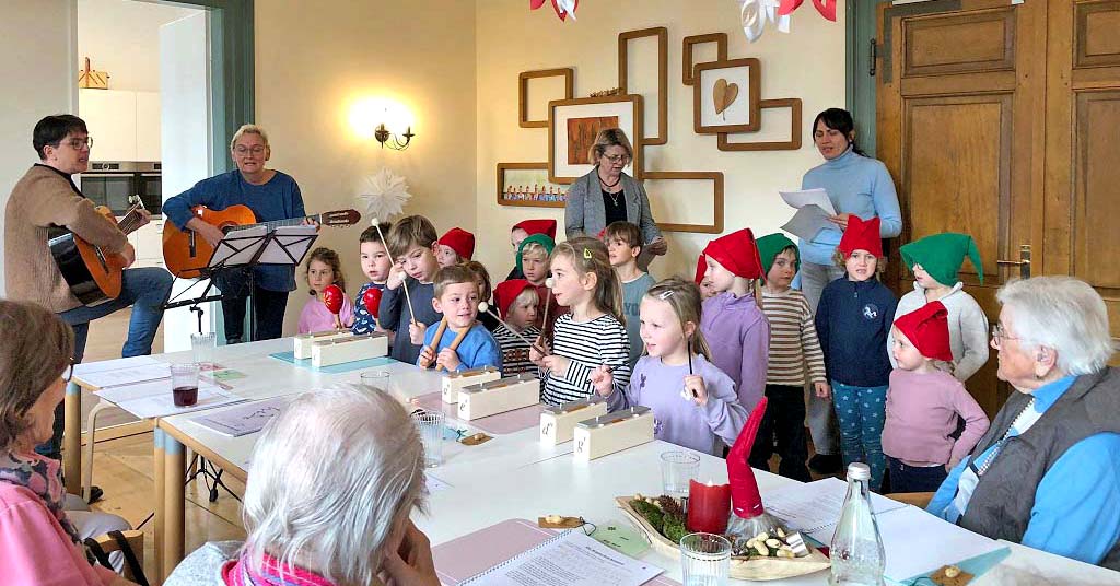 2025-12-30-ZE-Marijke Heitzmann- Tagespflege Weihnachtsfeier Kindergartenkinder