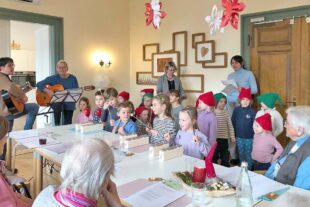2025-12-30-ZE-Marijke Heitzmann- Tagespflege Weihnachtsfeier Kindergartenkinder