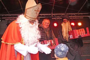 2025-12-8-ZE-bia-Nikolausmarkt-und-SP Nikolaus-und-Ruprecht 2
