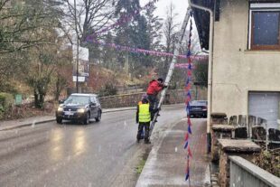 2026-1-16-NO-Vera-Granzow-Narrenzunft-Helfer in Aktion