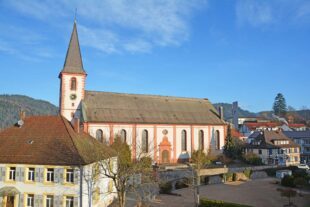Festgottesdienst markiert Start der neuen Großpfarrei Kinzigtal