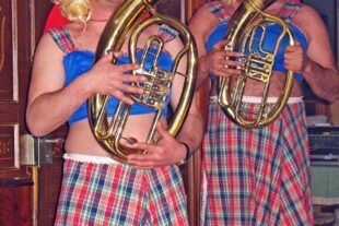 2025-2-6-ZE-UH-privat-Saumusik-2006 Grüner Hof