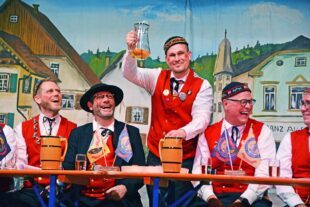 Dörfle-Bure in Jubiläumslaune