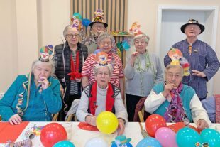 Sozialstation stimmt sich auf die Fasend ein 2026-2-13-ZE-Martina Boschert- Sozialstation Fasend Mittwochsgruppe IMG_1251