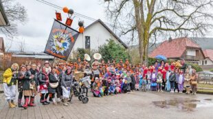 Fasend ist ausgerufen – Regenschirme konnten die Stimmung nicht trüben