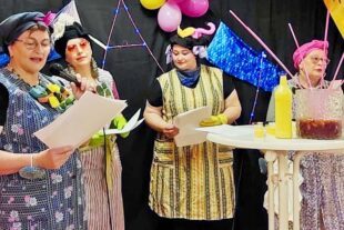 2026-2-20-NO-bke-Frauenfasent-Die Raumkosmetikerinnen kennen sich bestens im Dorf aus