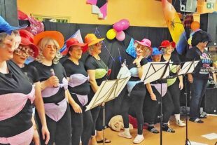 2026-2-20-NO-bke-Frauenfasent-Präsentation des Klitzekleinen minniwinni Nordracher-Malle Bikini