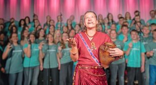 „Adonia“ gastiert in der Reichstalhalle