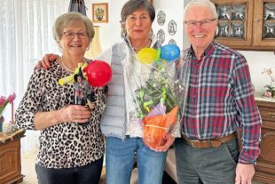 2026-2-23-ZE-Tourist-Info-Gästeehrung Frau Becker bei Familie Dold-IMG_5930