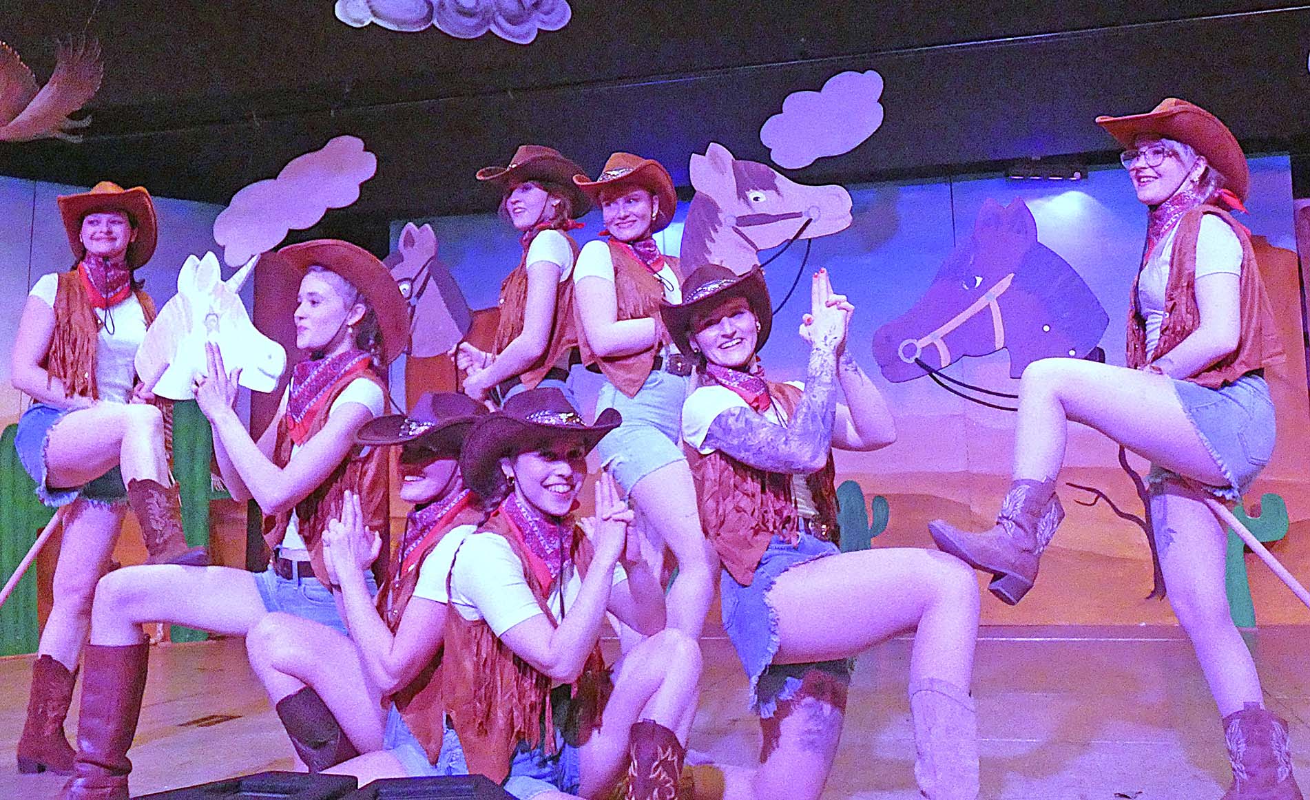 2026-2-9-OH-bia-Dörfleabend-und-Schlusstanz Schlussbild