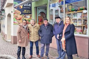 2026-2-9-ZE-privat- Besuch Maren Seifert Geschäfte GruppevorFebon