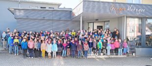 Peterlesspringer bringen Glück ins Haus