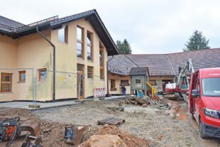 Großbaustelle weckt große Neugier 2026-3-20-NO-Anke Hummel- Umbau Kita Nordrach DSC_5775