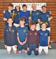 TC Zell triumphiert doppelt beim Nachtturnier in Achern