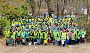 Grundschule sammelt Müll rund um Biberach