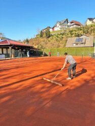 TCO-Mitglieder machen Plätze fit für den Sommer