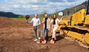 Erster Spatenstich für den Padelpark Kinzigtal