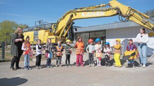 Erster Spatenstich für die neue „Kleine Wolke“