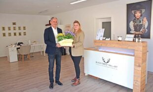 Black Forest Nail-Art hat in Zell am Harmersbach neu eröffnet