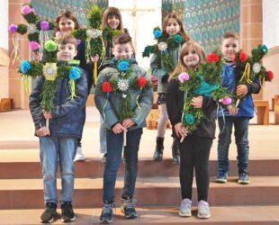 Kommunionkinder wachsen in die Karwoche hinein