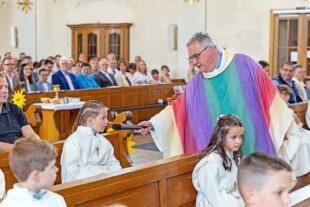 2026-4-15-ZE-Michael Schätzle-Erstkommunion-20260411-IMG_9558