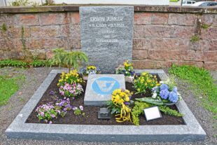 2026-4-17-NO-hps-Grab Ehrenbürger Erwin Junker-DSC_7850