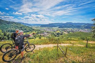 Wandern und Biken – Der Frühling lockt in die Natur