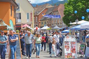 Zeller Maifest-Sonntag 2026 mit unterhaltsamem Programm