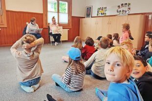„Ein Löwe in der Bibliothek!“ 2026-5-15-BI-Marianne Aßmus-Bücherei-IMG_20260507_112101