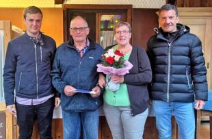 Bürgerwehr gratuliert Friedrich Huber zum 75. Geburtstag