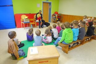 2026-5-22-OH-privat-Kinderhaus-Polizei-Richtig anschnallen ist wichtig[8].JPG