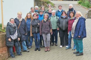 Freilandschweine begeistern LandFrauen