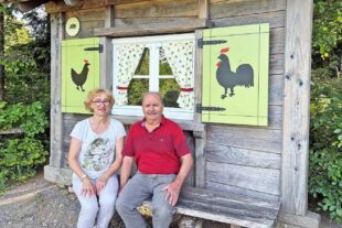 2026-5-29-ZE-privat-Familie Huber Trachtenshop am Hahn und Henne Weg.jpg