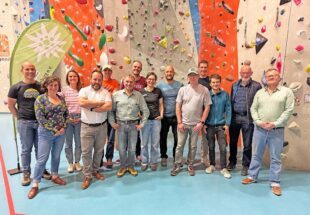 600 Stunden für den Bouldergarten