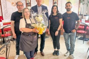 Zehn Jahre Eiscafé „Venezia“ in Zell: Beliebt bei Kindern und Erwachsenen 2026-5-6-ZE-10 Jahre Venezia-91be0171-134d-4108-8098-6067a1df05dd