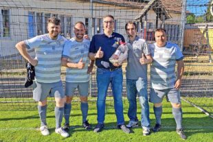 Erfolgreicher Einzug ins Halbfinale mit den neuen Trikots 2026-5-6-ZE-UH-Matthias Burger-SG Zell-UH-Sponsor Isenmann- Ü40 Brigachtal2