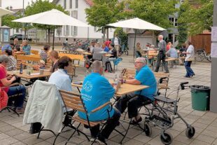 2026-5-8-BI-Sandra Armbruster-Chor für Alle Bewirtung[5]-3