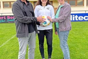 Ballspende für die ZFV-Damen 2026-5-8-ZE-Verein-ZFV-Ballspende zfv Frauen 1
