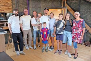 Mehr Platz für Musik und große Produktionen 2026-5-8-ZE-uts- Lukas Pferrer neues Tonstudio 20260502-Lukas Pferrer_Soudnmanufaktur_Studio Jahnstraße_PXL_20260502_152326313